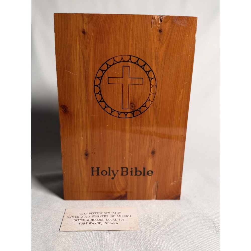 Vintage Cedar Wood Bible Box Union Made Carpenters Peace of Mind Holy Bible Set